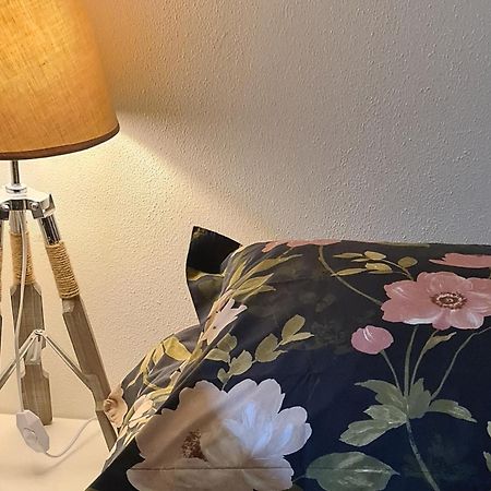 B&B Landlust Guesthouse Purmerend Bagian luar foto