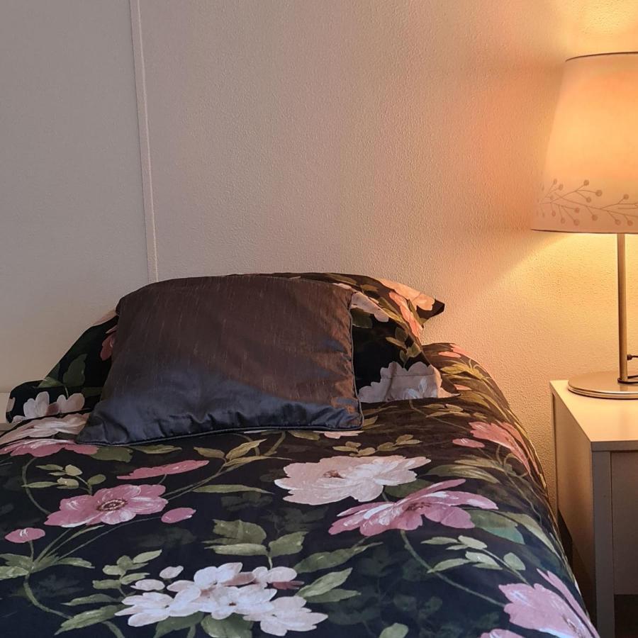 B&B Landlust Guesthouse Purmerend Bagian luar foto