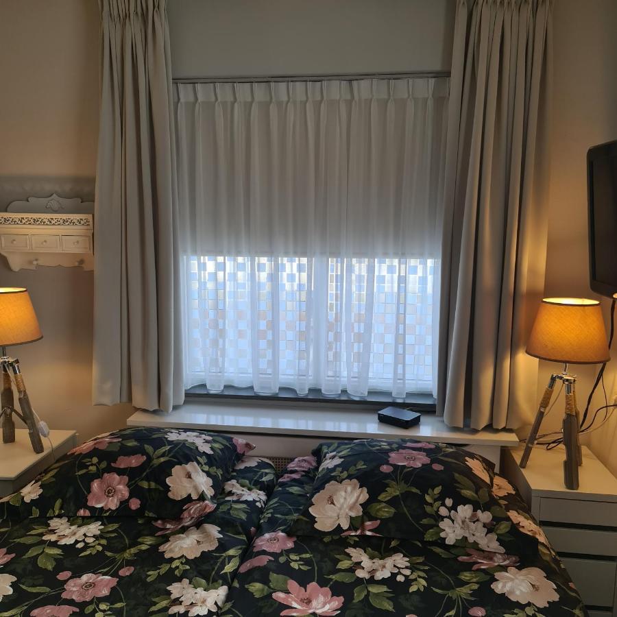 B&B Landlust Guesthouse Purmerend Bagian luar foto