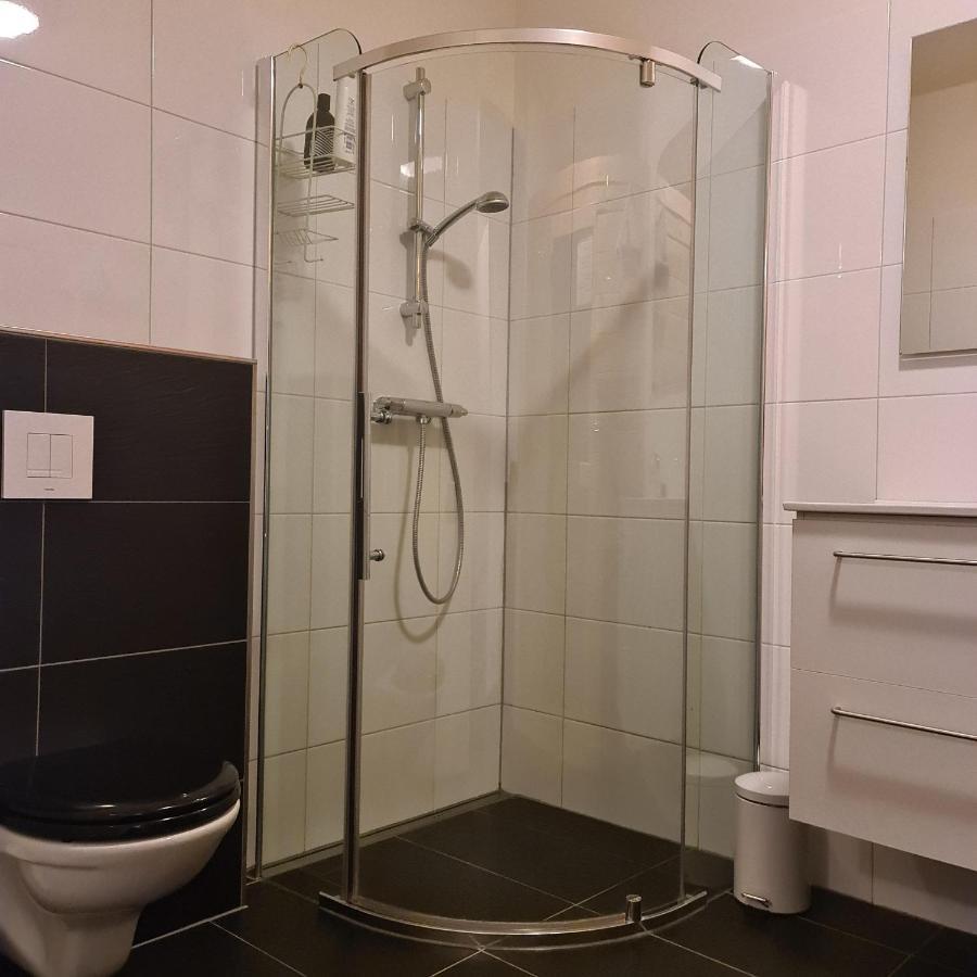 B&B Landlust Guesthouse Purmerend Bagian luar foto